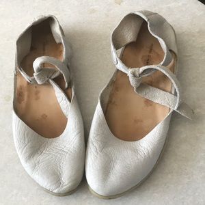 Trippen ankle tie flats. Leather. Size 10.5